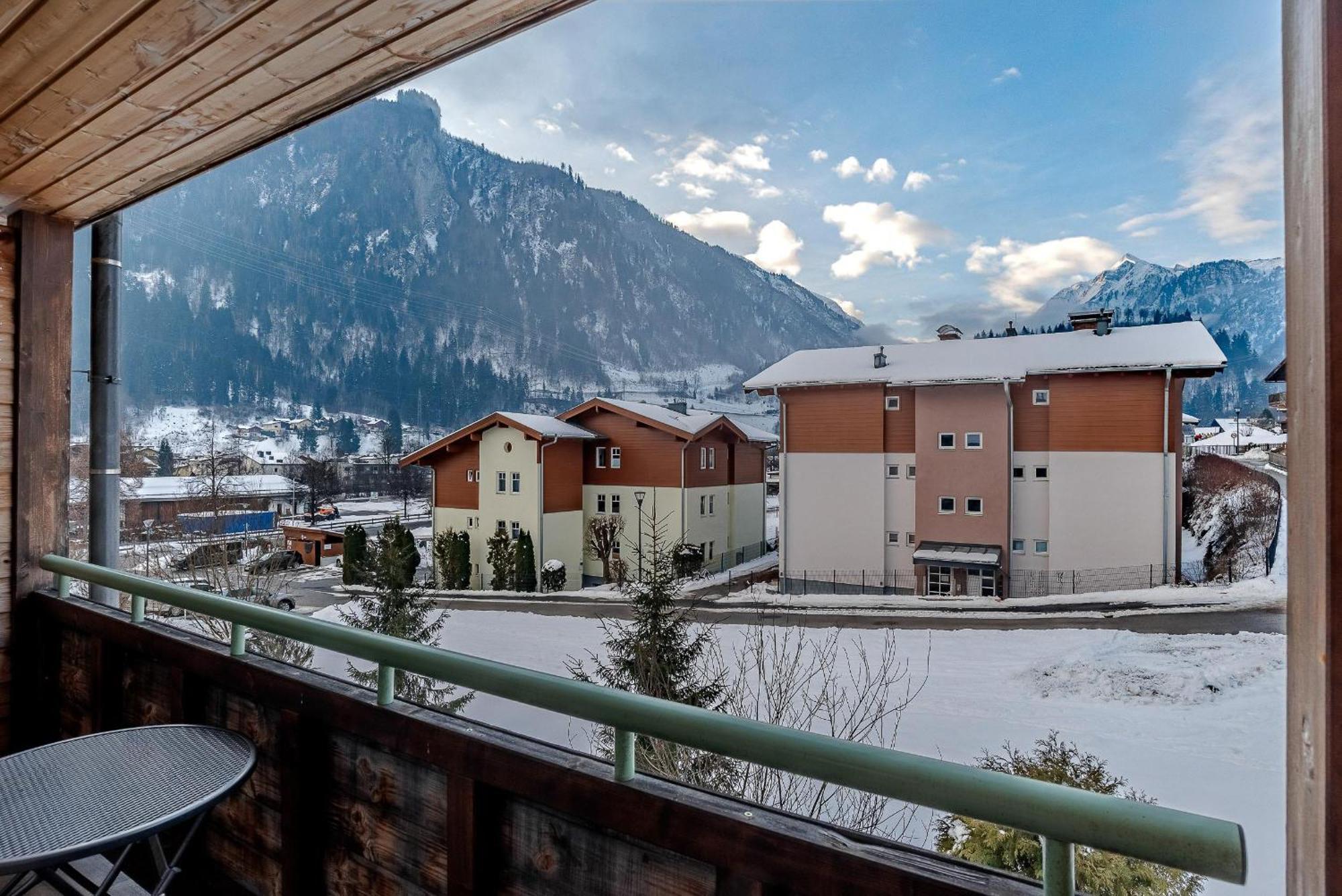Double Room Mountain View